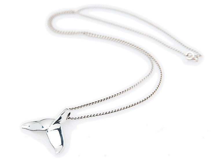 DOLPHIN NECKLACE 1